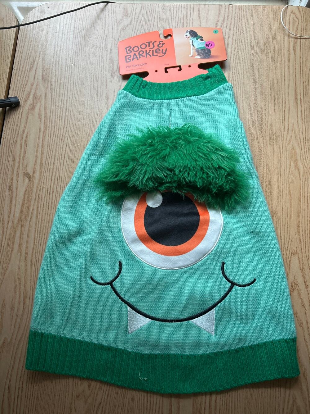 New Doggie 1 Eyed 👁️Monster Halloween Costume size Large Up to 80lbs